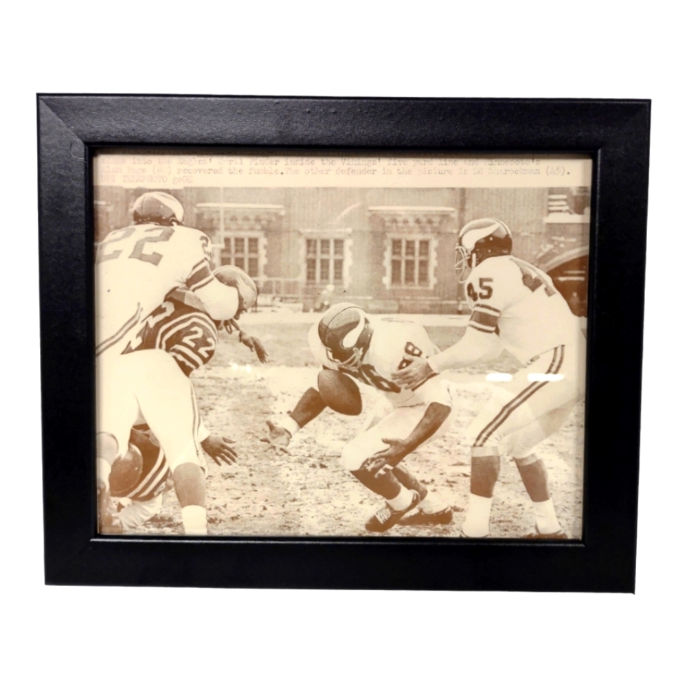 Vintage 1968 Eagles vs Vikings Game Photo Paul Krause Sports Memorabilia